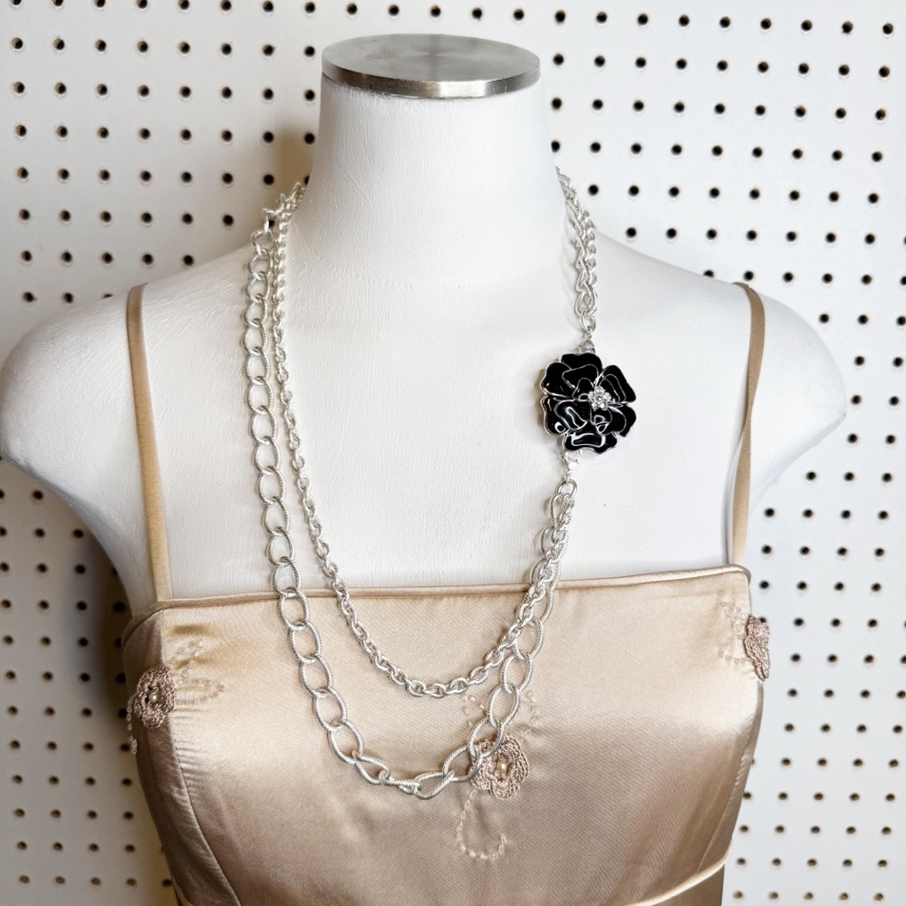 Stella & Dot | La Coco Brooch Statement Necklace and‎ Bracelet Set